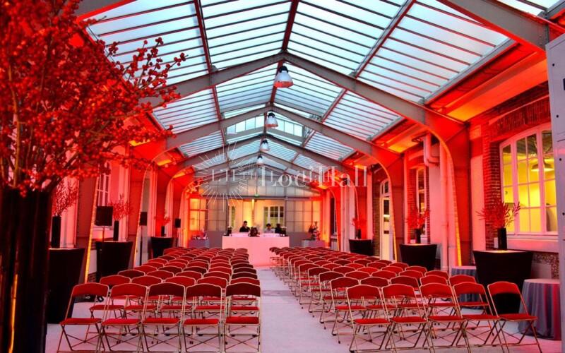 La verrière des Moules de la Manufacture de Sèvres en configuration-conférence.