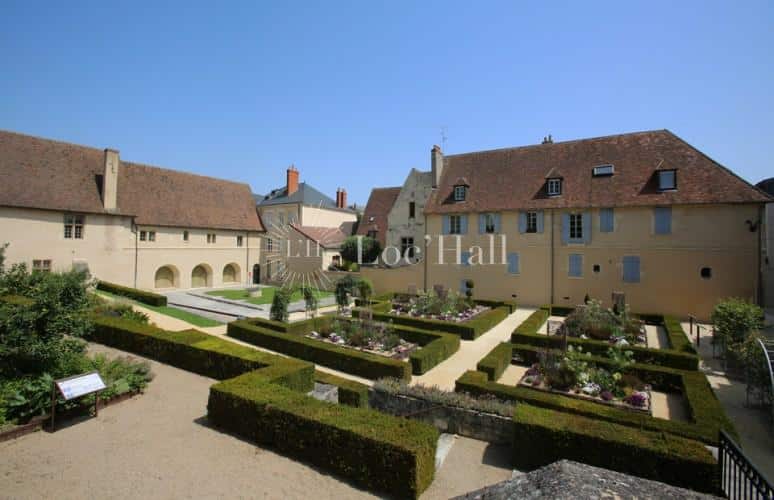 Musée de la Faïence et des Beaux-Arts Frédéric-Blandin