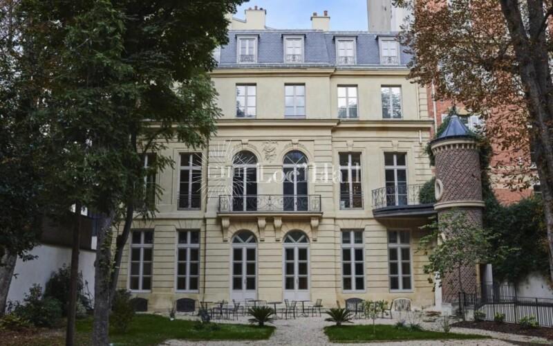 Location hotel particulier dans le triangle d'or