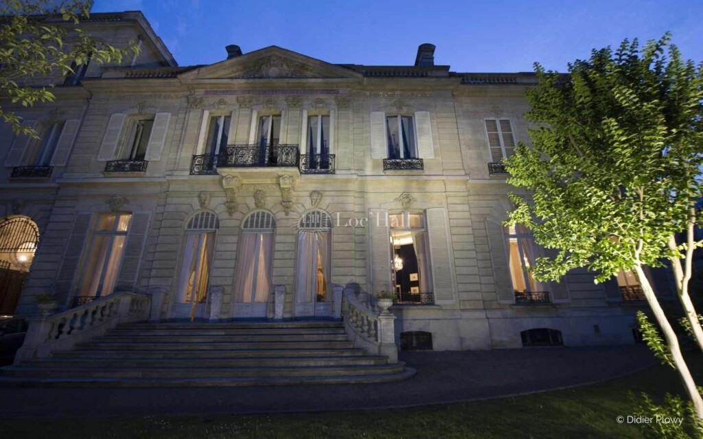 facade festive fondation dosne thiers