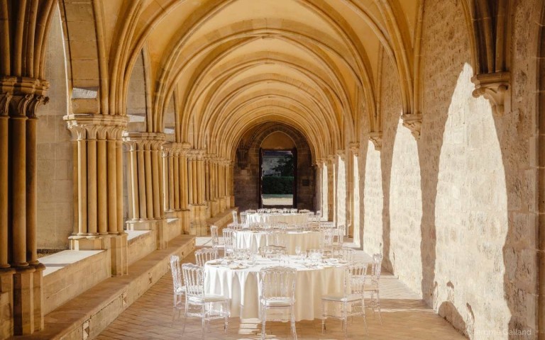 Abbaye-de-Royaumont-reception-dans-galerie-cloitre-2