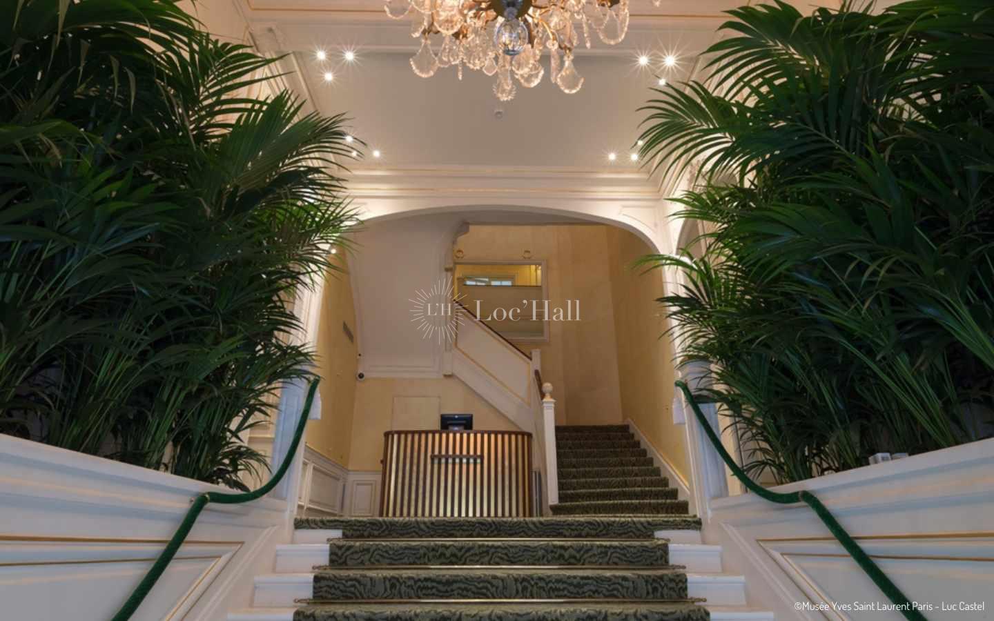 Musee Yves Saint Laurent Escalier